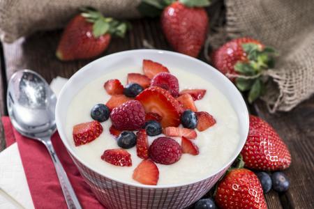 Semolina Pudding with Fresh Berries
